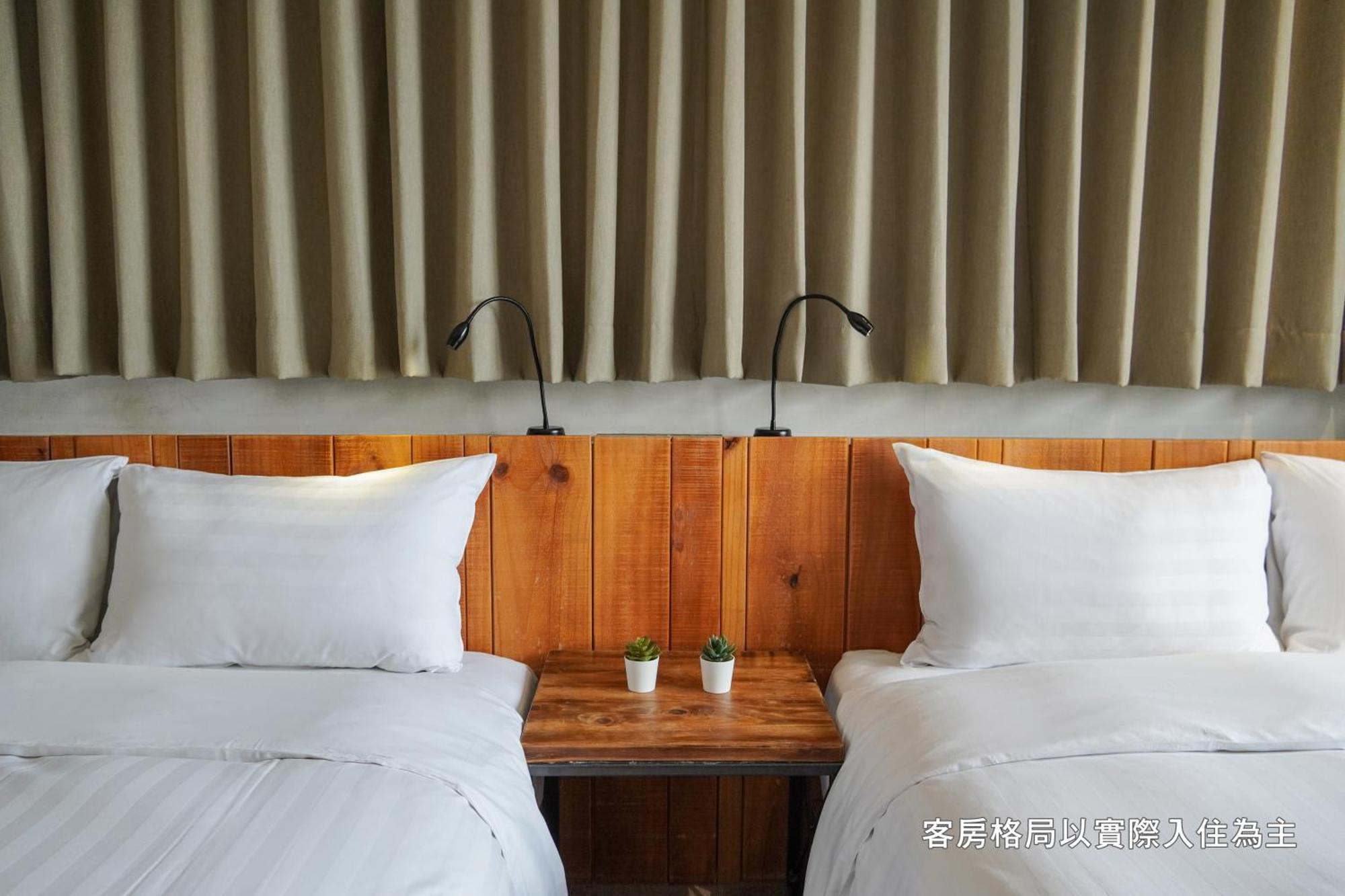 Central Land Hotel Taichung Exterior photo