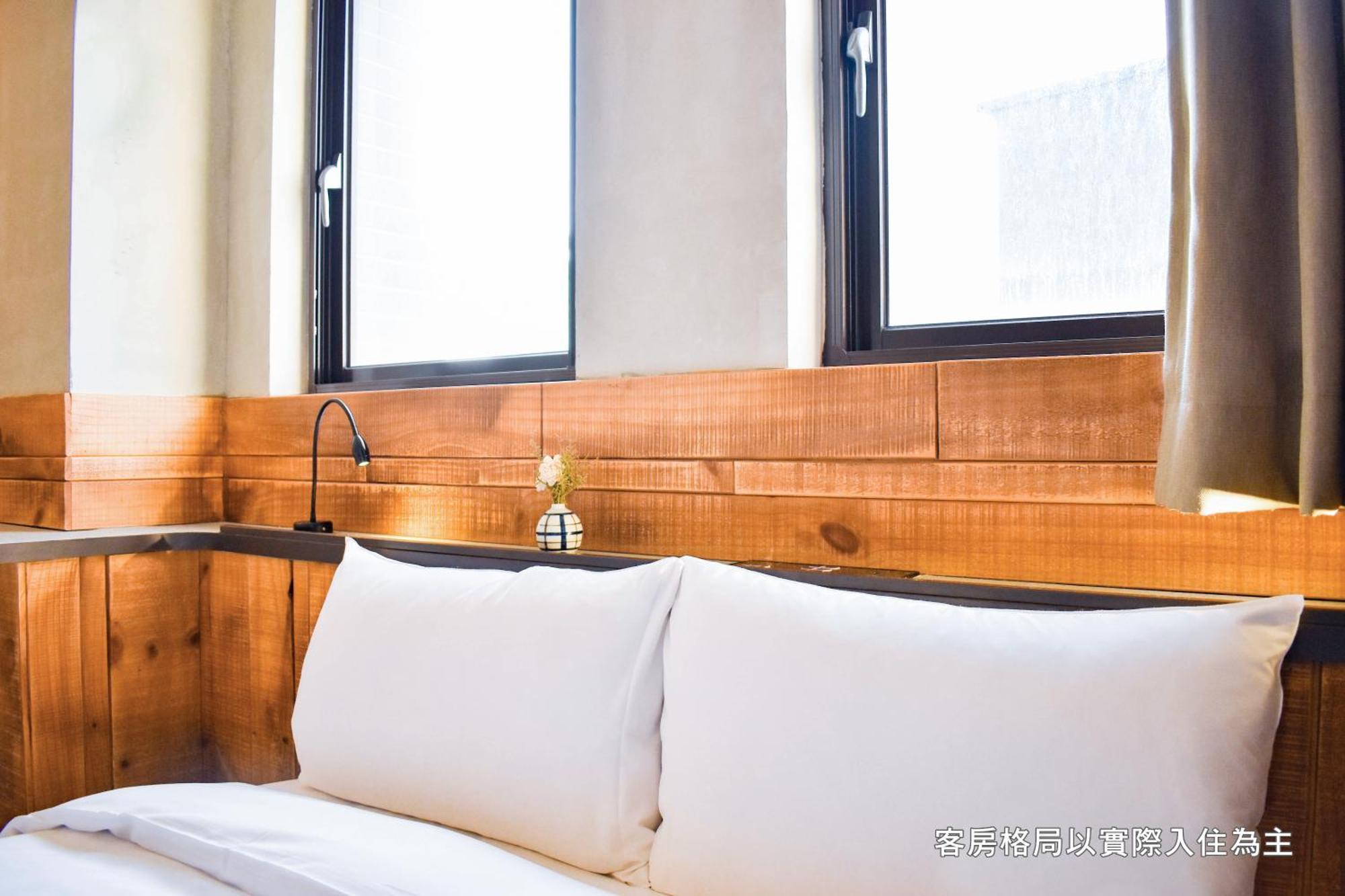 Central Land Hotel Taichung Exterior photo