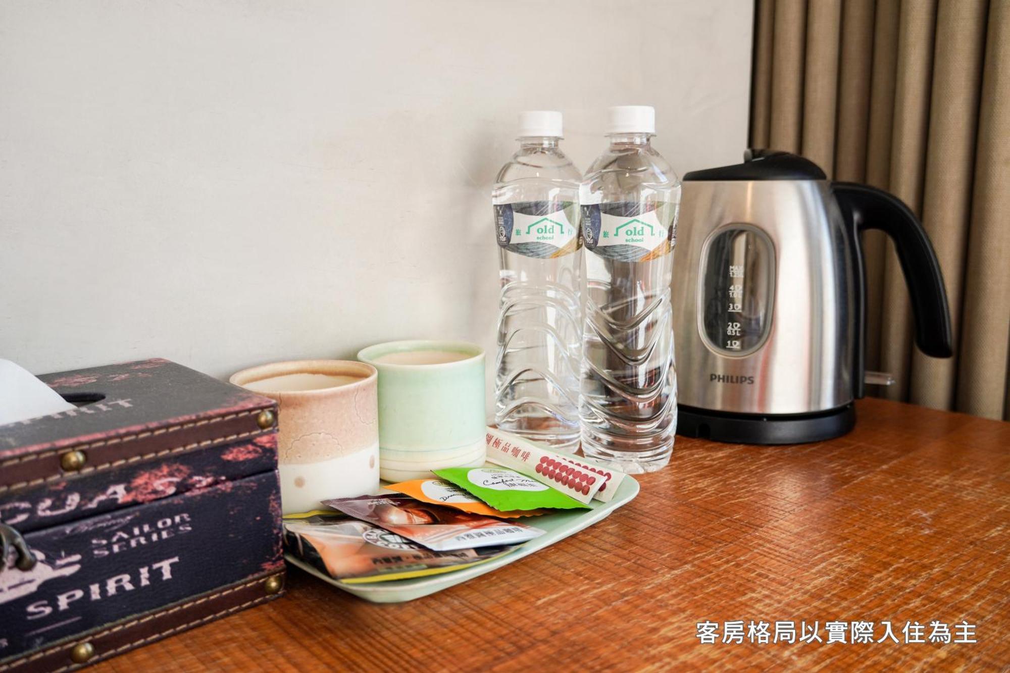 Central Land Hotel Taichung Exterior photo