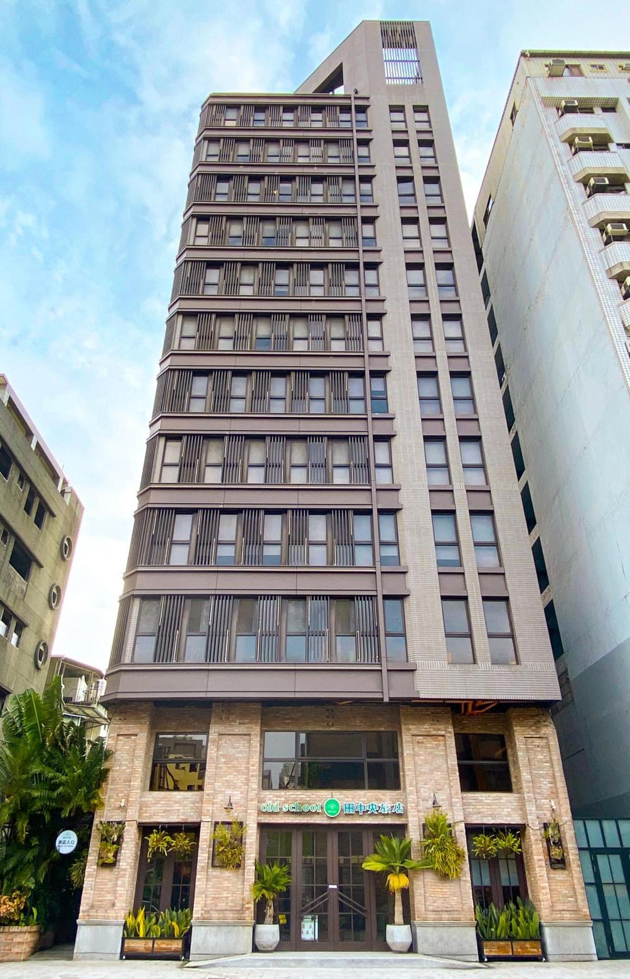 Central Land Hotel Taichung Exterior photo